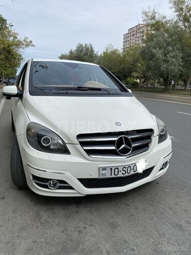 Mercedes B 200 2010, 90,000 km - 2.0 л - Bakı