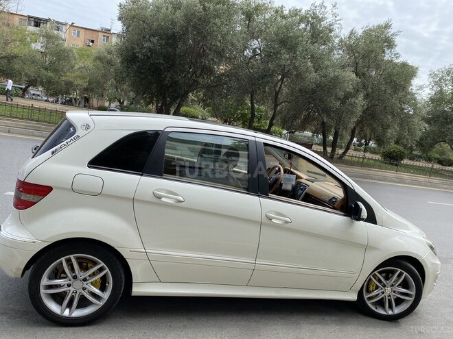 Mercedes B 200 2010, 90,000 km - 2.0 л - Bakı