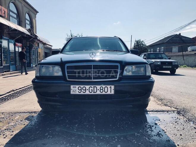 Mercedes C 180 1998, 320,000 km - 1.8 l - Quba