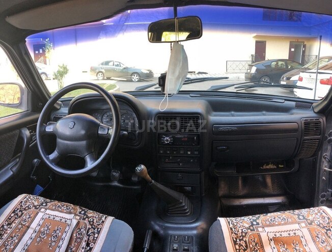 GAZ 3110 2002, 352,000 km - 2.4 l - Sumqayıt