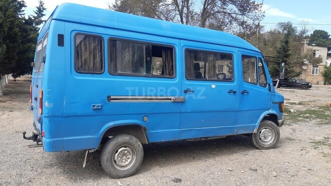 Mercedes 208 D 1992, 685,129 km - 2.9 л - Sumqayıt