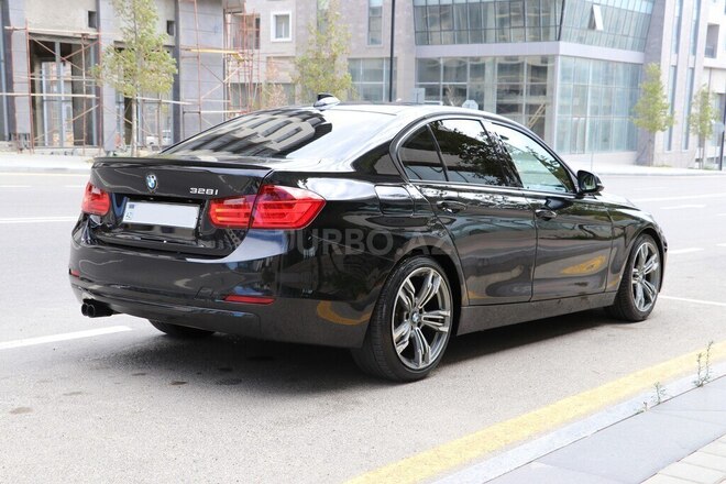 BMW 328 2013, 129,000 km - 2.0 l - Bakı