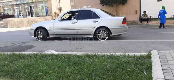 Mercedes C 240 1999, 271,000 km - 2.4 л - Bakı