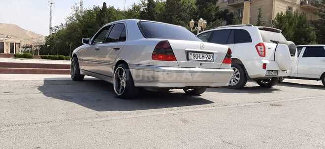 Mercedes C 240 1999, 271,000 km - 2.4 л - Bakı