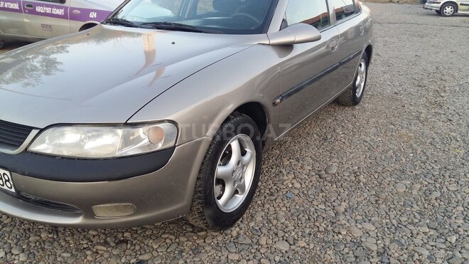 Opel Vectra 1995, 301,000 km - 2.0 л - Bakı