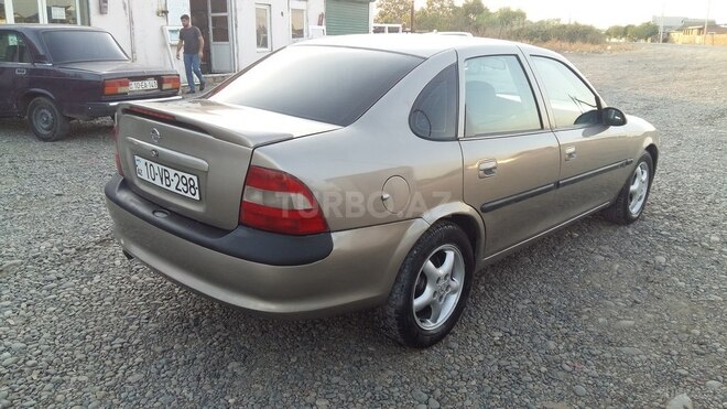 Opel Vectra 1995, 301,000 km - 2.0 л - Bakı