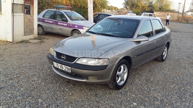 Opel Vectra 1995, 301,000 km - 2.0 л - Bakı