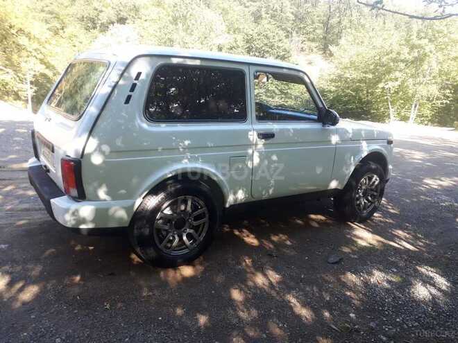LADA (VAZ) Niva 2010, 200,000 km - 1.7 л - Şirvan