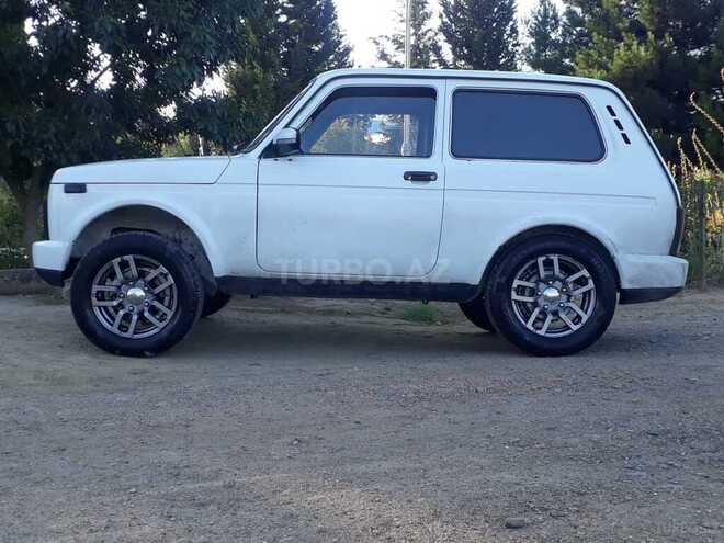LADA (VAZ) Niva 2010, 200,000 km - 1.7 л - Şirvan