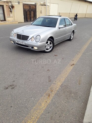 Mercedes E 240 2000, 200,239 km - 2.4 l - Bakı