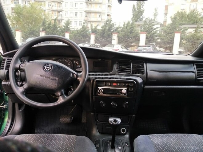 Opel Vectra 1996, 225,436 km - 2.0 л - Bakı