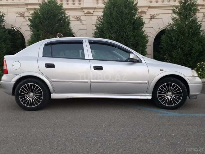 Opel Astra 1999, 243,544 km - 1.6 l - Gəncə