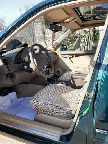Mercedes C 280 1996, 358,000 km - 2.8 l - Salyan