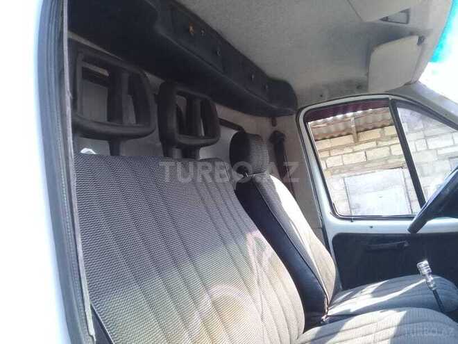 GAZ 330200 2005, 400,000 km - 2.5 l - Yevlax