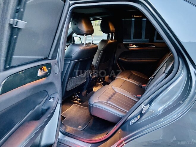Mercedes GLE 350 2017, 32,300 km - 3.0 l - Bakı