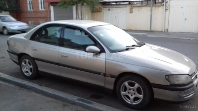 Opel Omega 1995, 222,222 km - 2.0 l - Gəncə