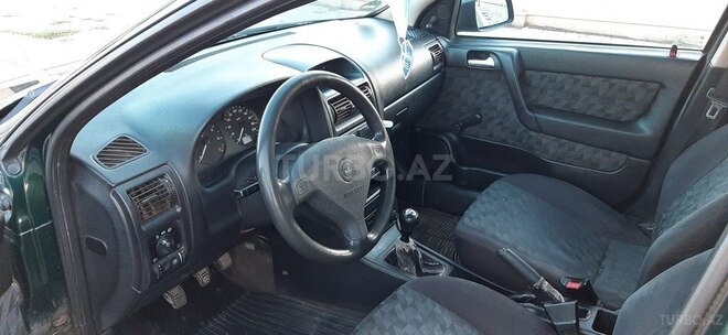 Opel Astra 1998, 210,000 km - 1.6 l - Gəncə