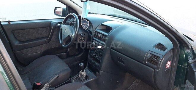 Opel Astra 1998, 210,000 km - 1.6 l - Gəncə