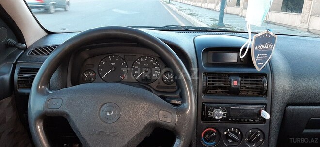 Opel Astra 1998, 210,000 km - 1.6 l - Gəncə