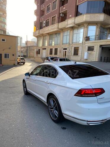 Volkswagen Passat 2017, 87,000 km - 1.8 л - Bakı