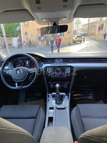 Volkswagen Passat 2017, 87,000 km - 1.8 л - Bakı