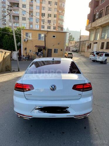Volkswagen Passat 2017, 87,000 km - 1.8 л - Bakı