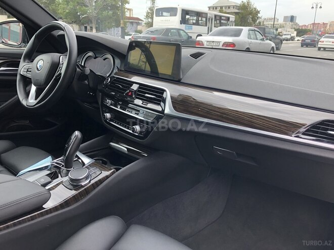 BMW 530 2018, 27,500 km - 2.0 l - Bakı