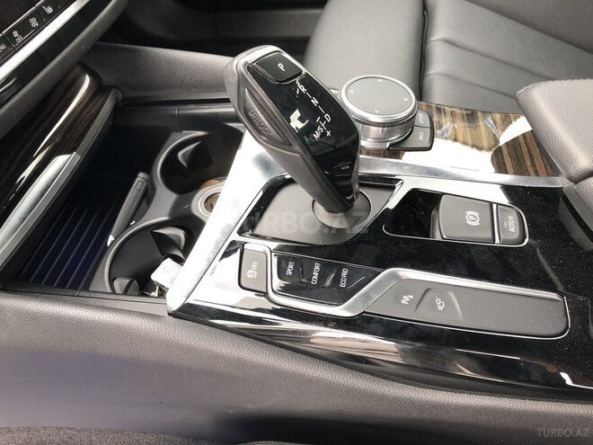BMW 530 2018, 27,500 km - 2.0 l - Bakı