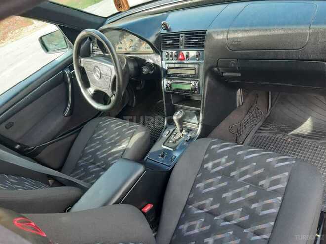 Mercedes C 220 2000, 292,010 km - 2.2 л - Bakı