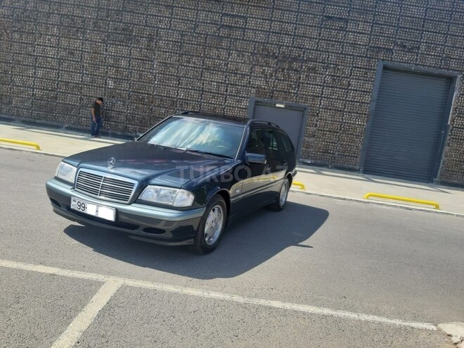 Mercedes C 220 2000, 292,010 km - 2.2 л - Bakı