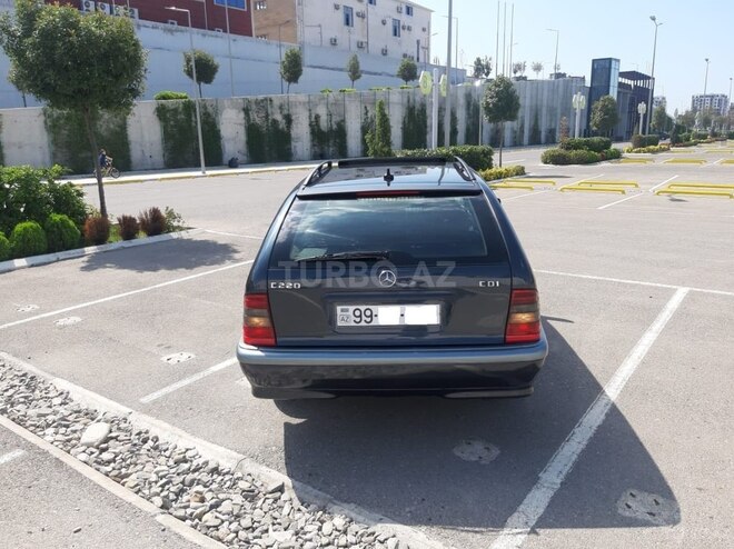 Mercedes C 220 2000, 292,010 km - 2.2 л - Bakı