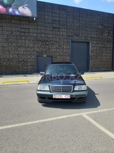 Mercedes C 220 2000, 292,010 km - 2.2 л - Bakı