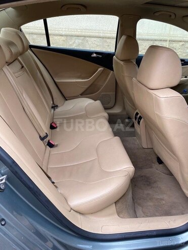 Volkswagen Passat 2006, 193,000 km - 2.0 l - Bakı