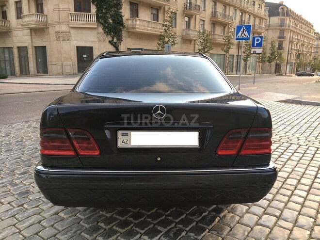 Mercedes E 240 1998, 255,000 km - 2.4 л - Bakı