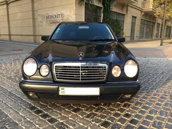 Mercedes E 240 1998, 255,000 km - 2.4 л - Bakı