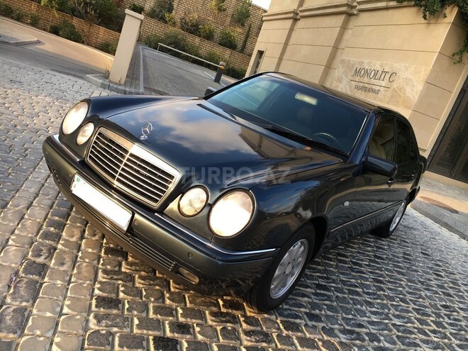 Mercedes E 240 1998, 255,000 km - 2.4 л - Bakı