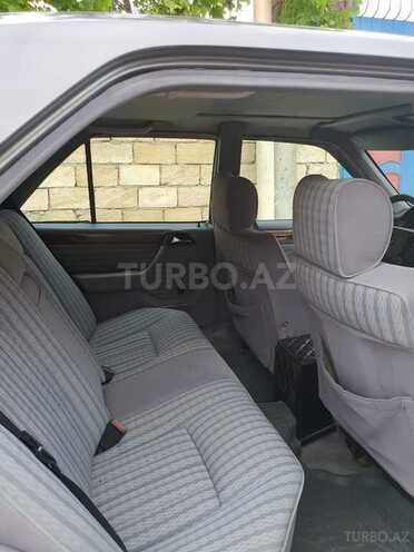 Mercedes E 230 1991, 312,000 km - 2.3 l - Bakı