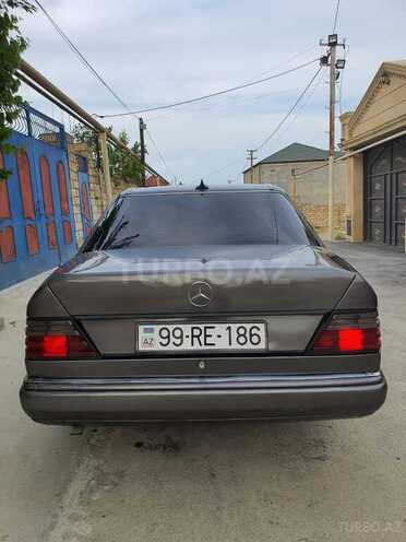Mercedes E 230 1991, 312,000 km - 2.3 l - Bakı