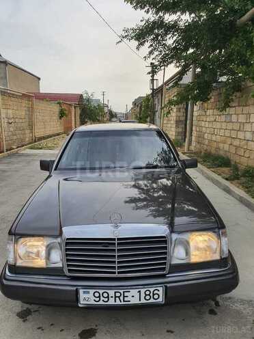 Mercedes E 230 1991, 312,000 km - 2.3 l - Bakı