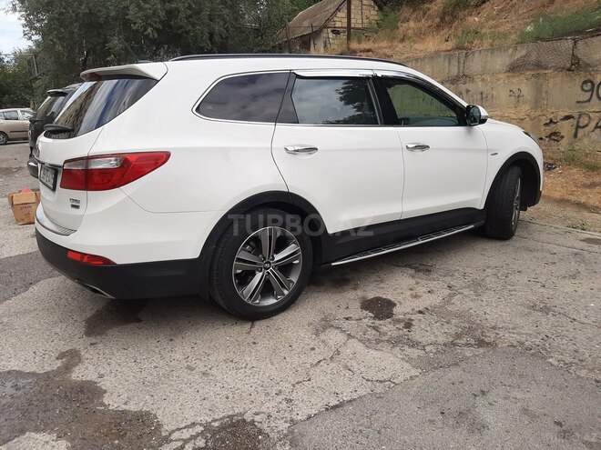 Hyundai Grand Santa Fe 2014, 138,000 km - 2.2 l - Bakı