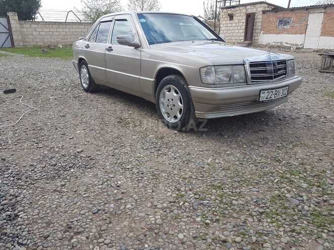 Mercedes 190 1990, 245,665 km - 2.0 l - Gəncə