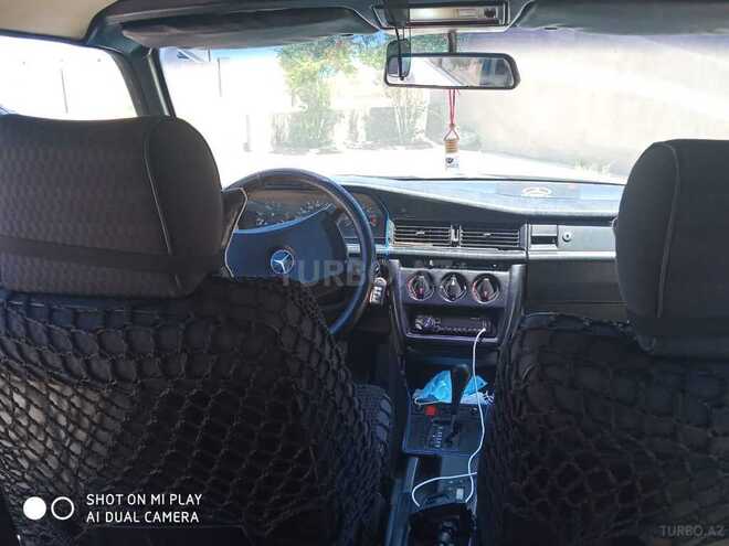 Mercedes C 220 1989, 11,263 km - 2.2 l - Bakı