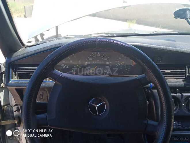 Mercedes C 220 1989, 11,263 km - 2.2 l - Bakı