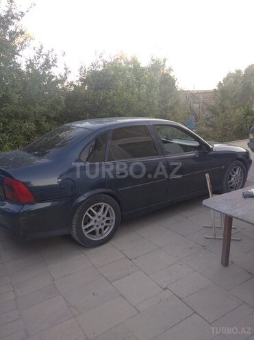 Opel Vectra 1999, 173,000 km - 1.6 l - Bakı