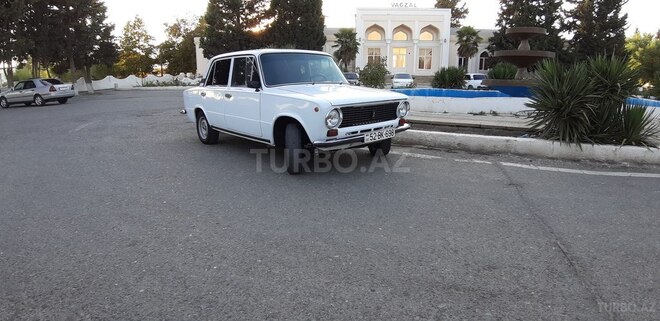 LADA (VAZ) 21011 1981, 240 km - 1.6 л - Salyan