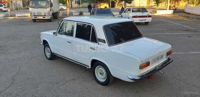 LADA (VAZ) 21011 1981, 240 km - 1.6 л - Salyan