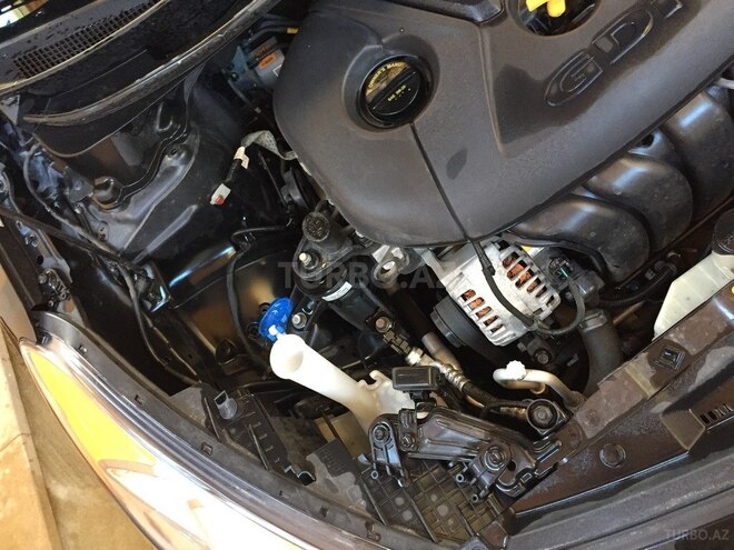 Hyundai Elantra 2017, 28,500 km - 2.0 l - Bakı