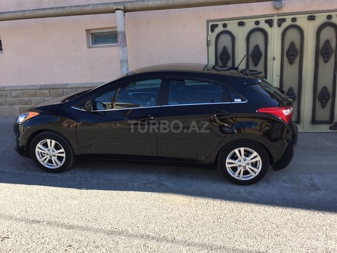 Hyundai Elantra 2017, 28,500 km - 2.0 l - Bakı