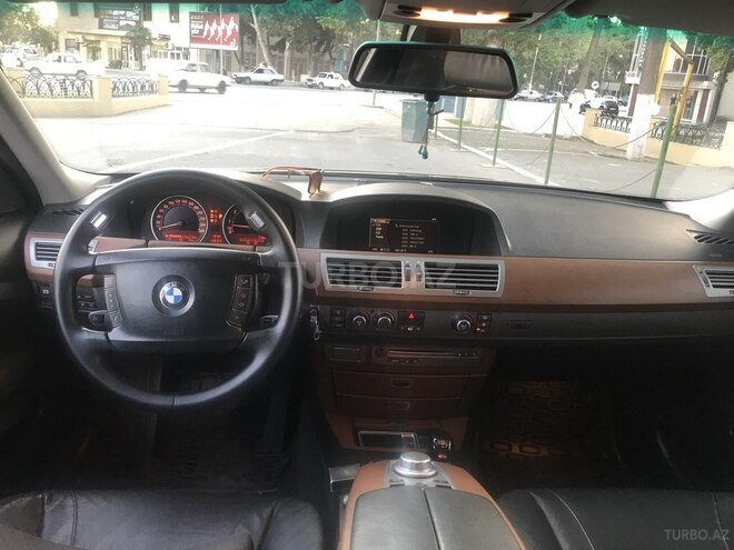 BMW 730 2006, 285,000 km - 3.0 l - Bakı