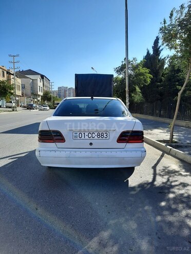 Mercedes E 220 2000, 417,000 km - 2.2 l - Bakı